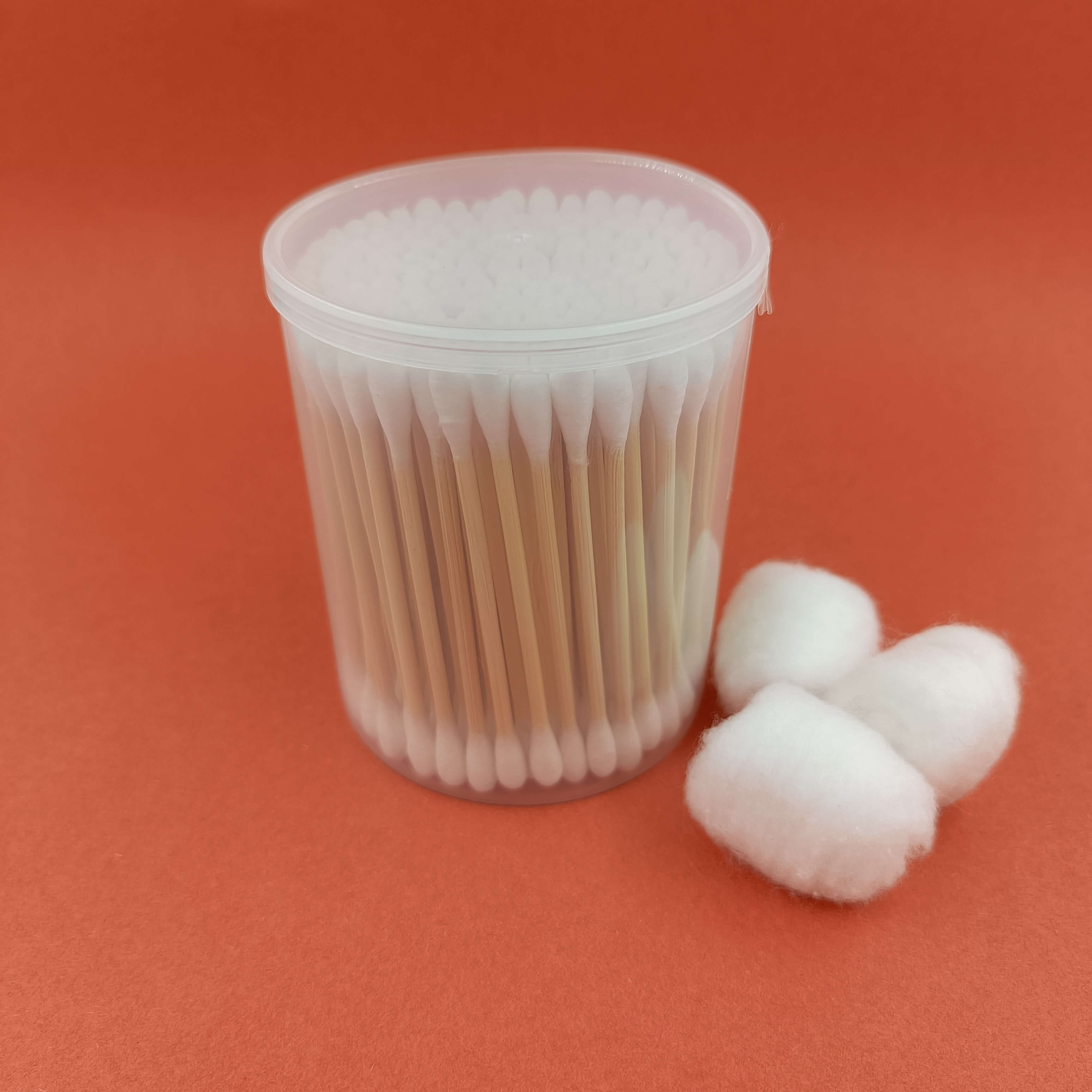 Cylinder Bamboo Swabs 150 pieces of cotton swabs